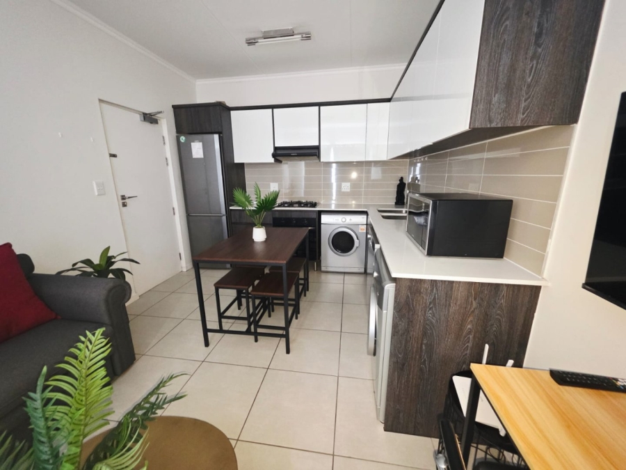To Let 1 Bedroom Property for Rent in Sandown Western Cape